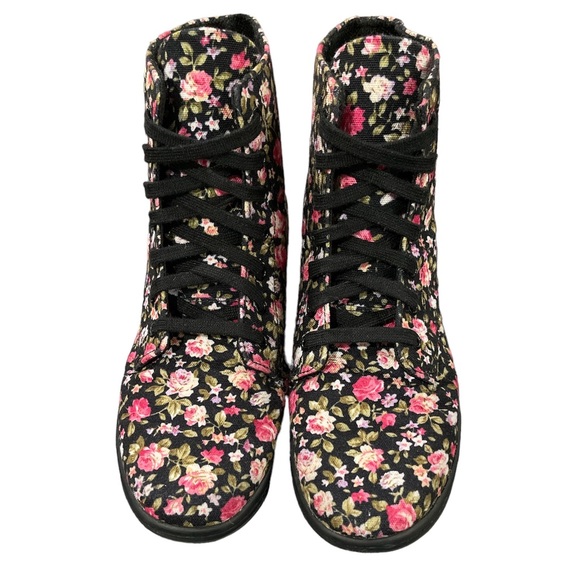 Dr. Martens Shoes - Doc Martens Hackney Floral Canvas Ankle Boots